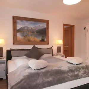  Apartment Anna